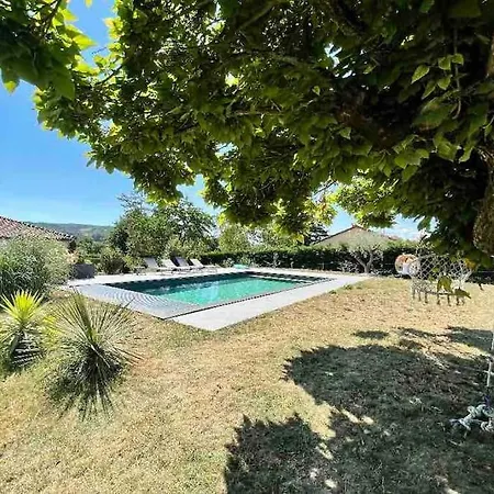 Apartment Chaleureux Dans Maison Avec Piscine A 35 Min De Lyon Alix