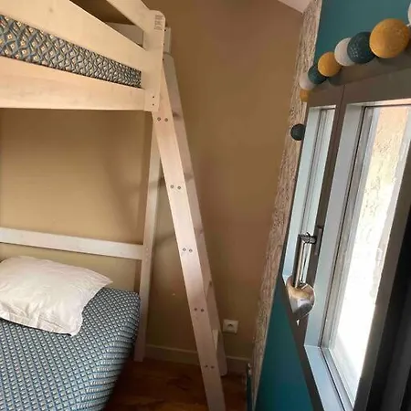 Apartment Chaleureux Dans Maison Avec Piscine A 35 Min De Lyon